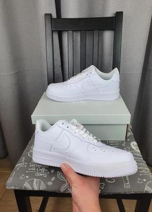 Кроссовки мужские nike air force 1 07 all white. кроссы найк аир форс 1 классик белые весна осень для парней6 фото