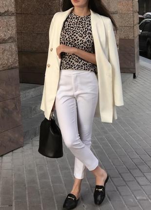 Класичні білі штані від stradivarius