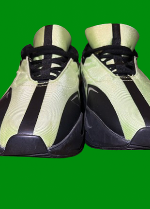 Кроссовки adidas yeezy boost 700 black черные 41 (26см.) текстильные зелёные кеди на весну лето4 фото