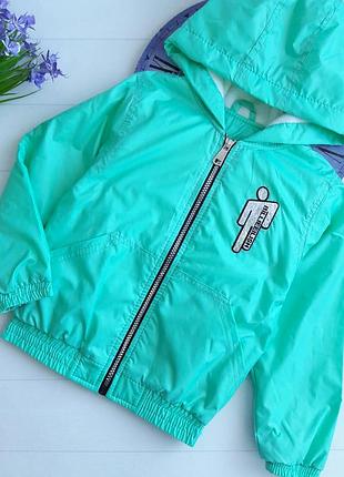 Ветровка,курточка на девочку