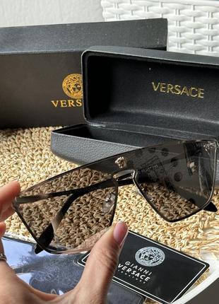 Солнцезащитные очки брендовые в стиле versace10 фото