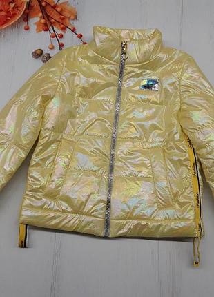 Курточка на дівчинку