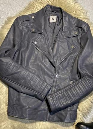 Куртка кожаная 46-48 размер,стан - идеальный1 фото