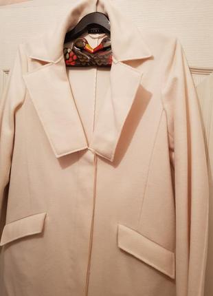 Италия! sisley! роскошное интересное пальто красивого молочного цвета4 фото