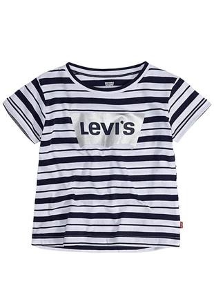 Новая футболка levi's 3-4 года