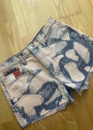 Стильные джинсовые шорты tommy hilfiger