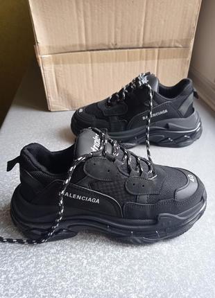 Кросівки balenciaga triple s4 фото