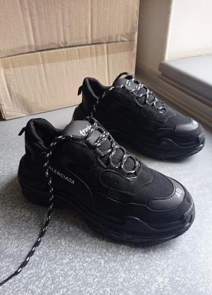 Кросівки balenciaga triple s