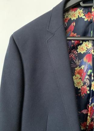 Синий приталенный пиджак,блейзер от фирмы moss london5 фото