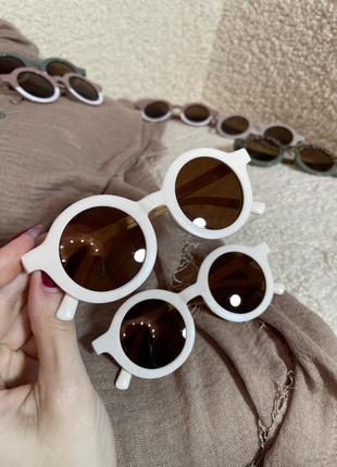 Вінтажні дитячі круглі окуляри в стилі зара лео2 фото
