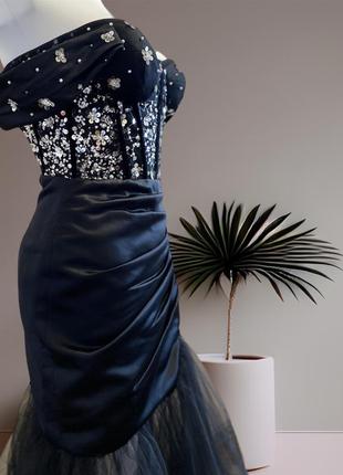 Довга атласна сукня з мереживом випускна - вечірня4 фото