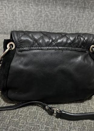 Кожаная черная сумочка на плечо topshop кожаная сумка3 фото