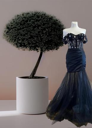 Довга атласна сукня з мереживом випускна - вечірня1 фото