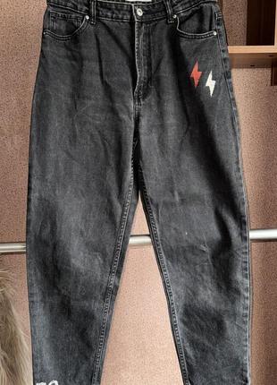 Брюки джинсы момы с принтами темные графитовые