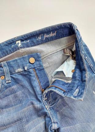Женские синие джинсы прямого кроя рваные от бренда 7 for all mankind2 фото