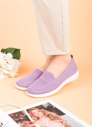 Женские фиолетовые кроссовки из текстиля5 фото