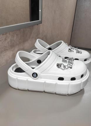 Кроксы женские, в разных цветах