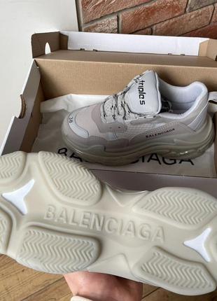 Жіночі кросівки у стилі баленсіага / balenciaga triple s clear sole grey7 фото