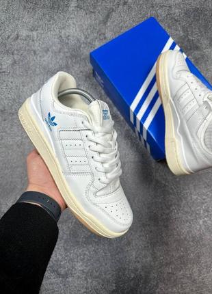 Оригинальные мужские кроссовки adidas forum low white 41-45р.2 фото