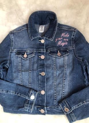 Курточка джинсовая на девочку 7.8 лет1 фото