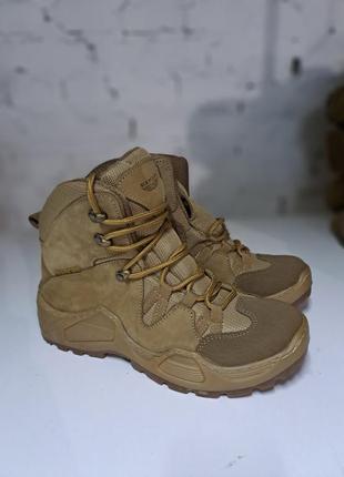 Воєнні черевики койот armos чоловічі демісезонні,осінь,весна,тактичне взуття шкіра нубук беж,пісок1 фото