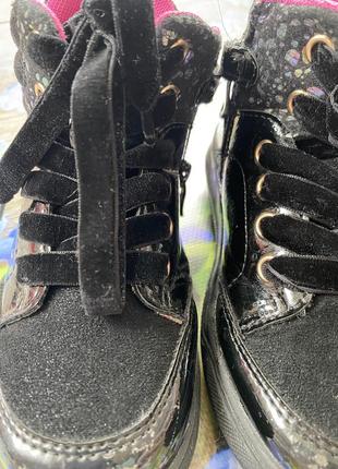Фірмові черевики черевички для дівчинки дітей замшеві шкіряні лесі сезонні чорні на весну осінь7 фото