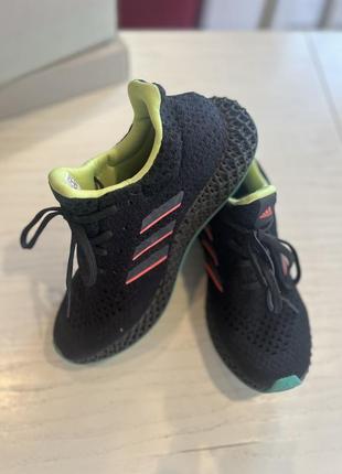 Легкие кроссовки adidas