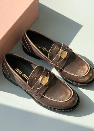 Лофери miu miu 36-40 шкіра с ефектом потертостей  коробка , пильовик , картки