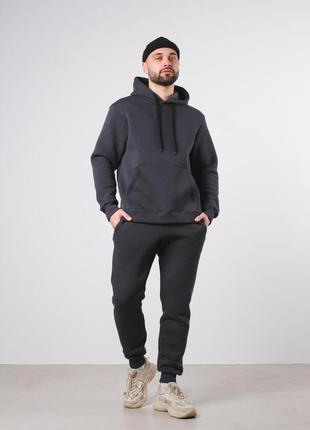 Мужской спортивный костюм с флисом