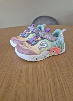 Кроссовки skechers