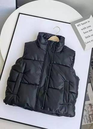 Укороченная жилетка из эко кожи🖤