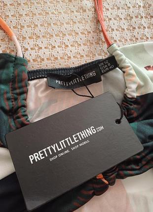 Эффектное миди платье с рубашками и вырезом в абстрактный принт prettylittlething7 фото