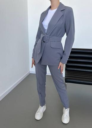 Классический костюм четверка брюки и пиджак с поясом4 фото