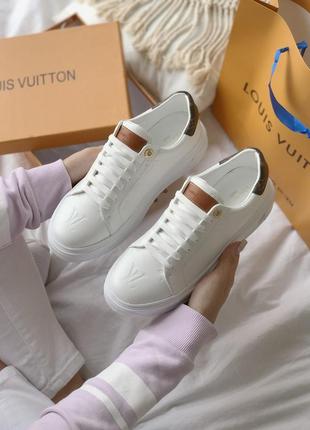 Шикарные белые кроссовки люкс качества