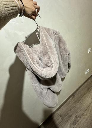 Шубка bershka