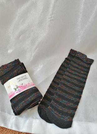 Стильні трендові напівпрозорі шкарпетки у смужку з люрексом різні кольори1 фото