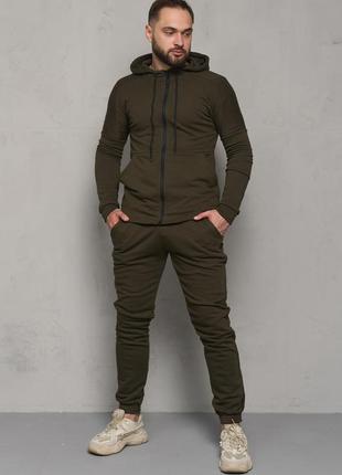 Весенний спортивный костюм