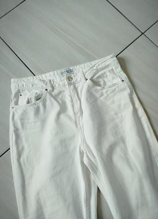 Белоснежные джинсы2 фото
