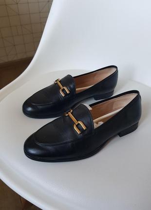 Трендовые кожаные лоферы unisa оригинал, женские черные лоферы на весну, классические туфли испания8 фото