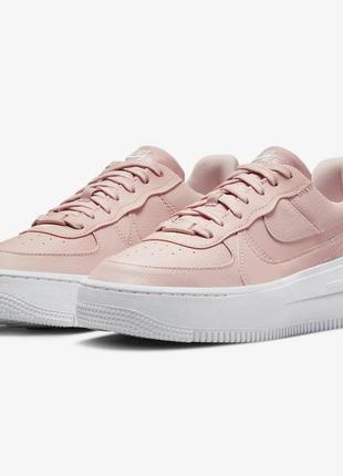 Кросівки жіночі nike