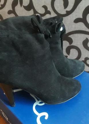 Замшевые сапоги