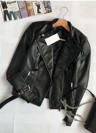 Базовая черная куртка косуха3 фото
