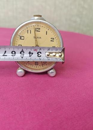 Радянський маленький годинник настільний будильник ссср слава3 фото