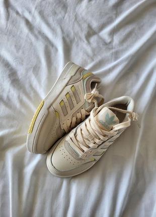 Кроссовки adidas drop step beige