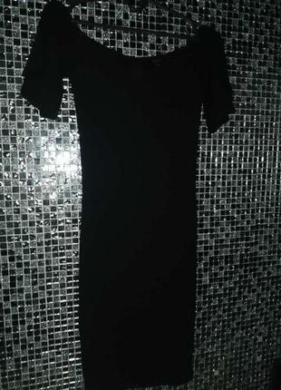 Черное платье декольте элегантное коктейльное черное xs4 фото