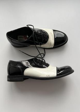 Туфли детские черные кожные лаковые для мальчика