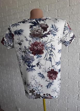 Шикарная стильная блузка  в цветочный принт с двойной тканью .5 фото