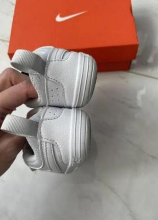 Брендовые детские кроссовки nike-23,5 размер( оригинал,кожа)3 фото