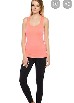 Утягивающая майка.