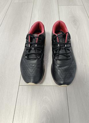 Жіночі кросівки reebok easytone.